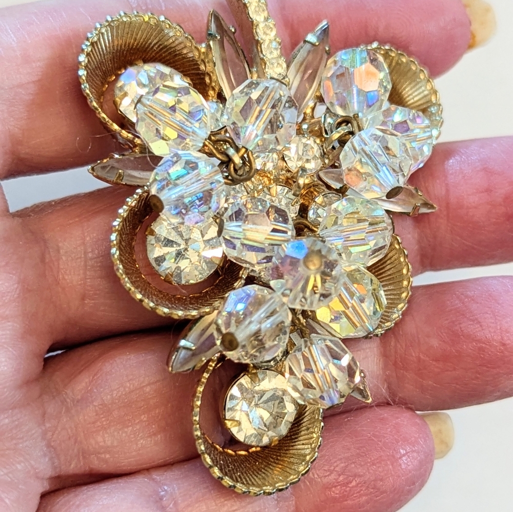 Vintage D&E Juliana Crystal Leaf Brooch BOOK PIECE - Picture 4 of 5